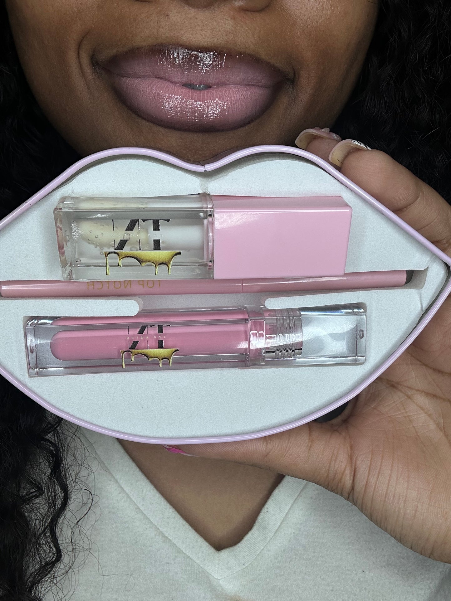 Pink Obsession / Kiss Me•Nude