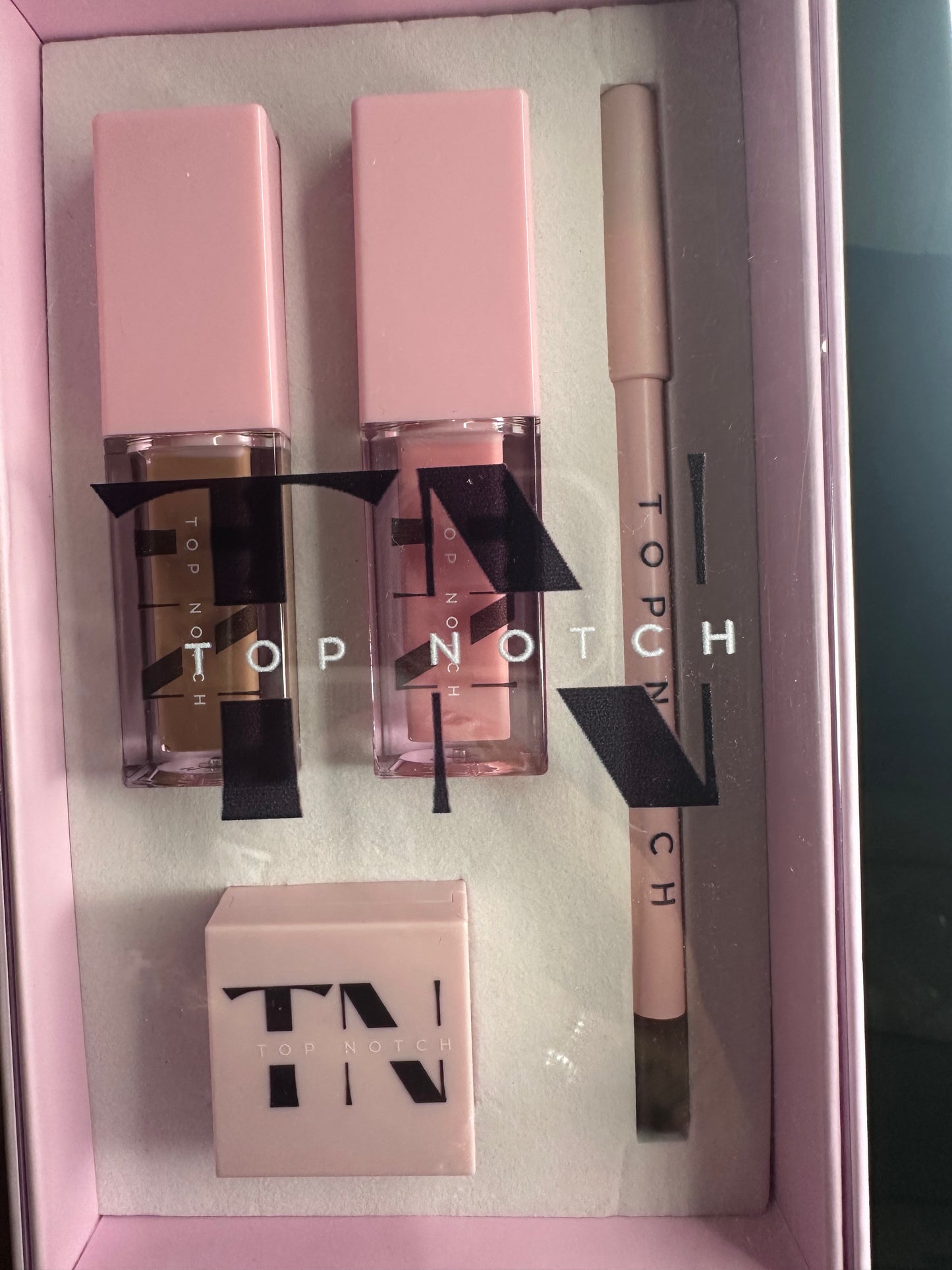 TopNotch- Soft Glam Lip Kit